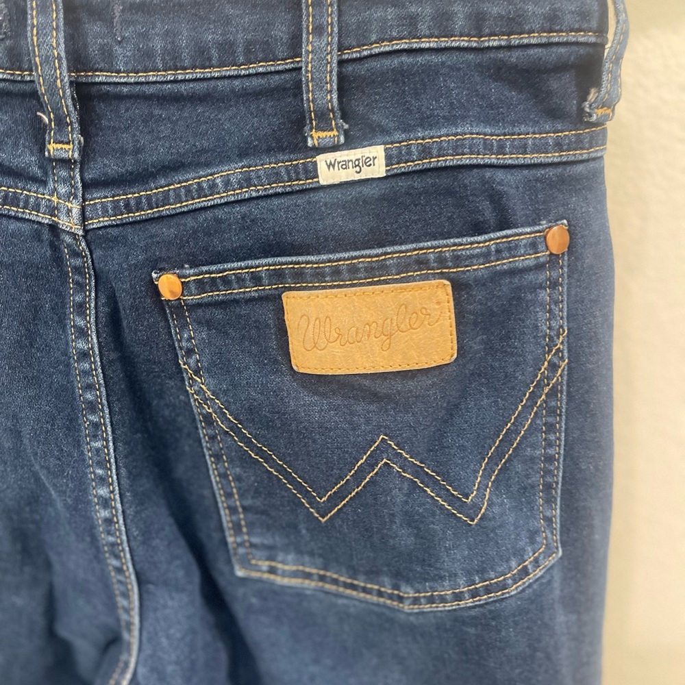 Wrangler Wanderer High Rise Flare 622 - Picture 5 of 7